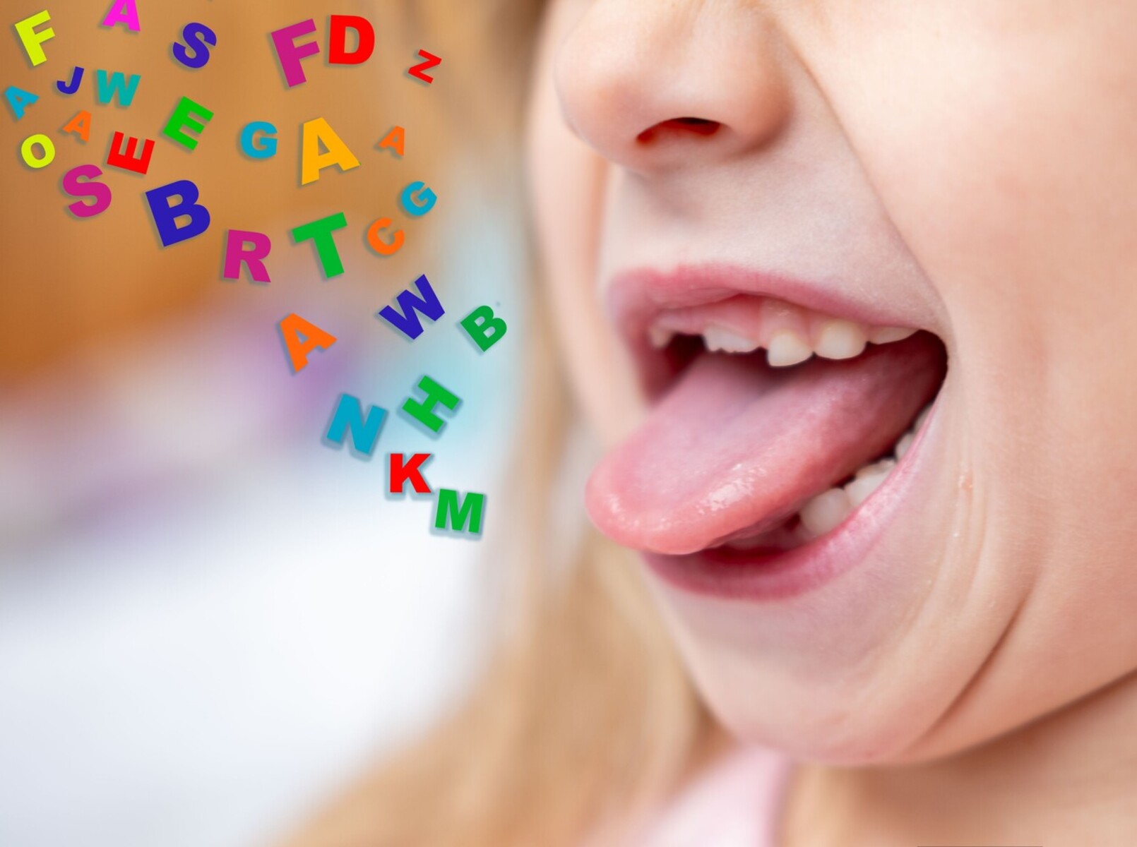 closeup of a young girl struggling to speak because of apraxia of speech in children